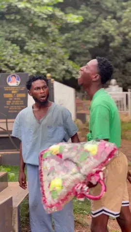 🤣🤣🤣💔#fyp #fypシ #fypシ゚viral #fyppppppppppppppppppppppp #fypage #foryou #foryoupage #viral #viralvideo #trending #ghanatiktok🇬🇭 #sweetpola@Nana A. McBrown @D r .Tina @MR. KULA 🌍🌟 @🌍BRA AKWASI🇬🇭🇬🇧 @Lollarod _Enterprise @Abayifoc Soja🔥🔥 @MASTER RED @GA BOY @itz_diyah 