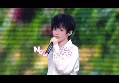 New dance by Xiao Xiaozhi 📷:to the owner  #zhienhan #xiaozhi #Tffamily4thGeneration #TFFamily #enhan #TF家族-智恩涵_ZEH #TF家族 #fypシ゚viral  #fyp 