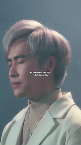 Hai phiên bản Kỷ Niệm Giam Cầm Chúng Ta. Bạn thích nghe bản nào hơn? Hôm nay, mình sẽ dùng acc phụ để rep comt. Acc chính lại bị…🤧 #kyniemgiamcamchungta #thanhhung 