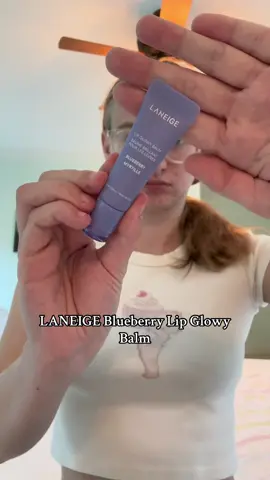 @laneige_us blueberry lip glowy balm!! code PIPER20 for 20% off !! #laneige #laneigelipbalm #lipglowybalm #lipbalm #skincare #lipcare #skincareroutine #skincareproducts 
