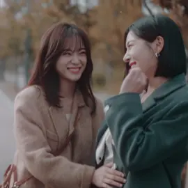 i adorable this trend 😭😭 id drmaes #businessproposal #businessproposalkdrama #kdrama #kimsejeong #seolinah #shinhari #jinyoungseo #businessproposaledit #snakeskiin #fyp 