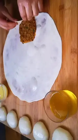 جديد مسمن معمر بطريقة جديدة متخطرش على بالك سهلة وسريعة 👌من اليوم عمرك مغادي تشكاي من خروج الحشوة #مسمن #مسمن_معمر_في_الفرن #حلويات_سريعه #طبخ #شهيوات_بلادي #لذيذ #مسمن_معمر_في_الفرن #قهوة_المساء #شهيوات_العالمية @الذ حلويات @marribiya @شهيوات معي @شهيوات العالمية @Cookingwithhelena @شهيوات العالمية 