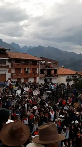 CHACAS 2024 FIESTA PATRONAL EN HONOR MAMA ASHU 🤍🥳🥳 #fypシ #parati #fiestapatronal #chacas #banda #Ancash 