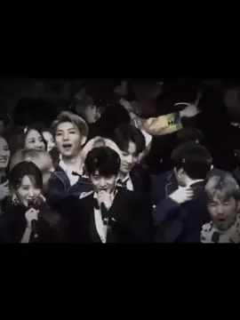 Such a beautiful moment🥺🦋#bts#rm#namjoon#jin#seokjin#jimin#parkjimin#suga#yoongi#hobi#jhope#jk#jungkook#v#taehyung#aesthetic#emotion#missyou#kpop#idol#crush#feelings#vibes#ot7 #btsarmy #accountfreezeee #taehifza #views #viral #trending #trend #trending #onthisday 
