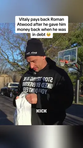 Vitaly pays back Roman Atwood after he gave him money back when he was in debt 🥹 #vitalyclips #foryoupage #viraltiktok 