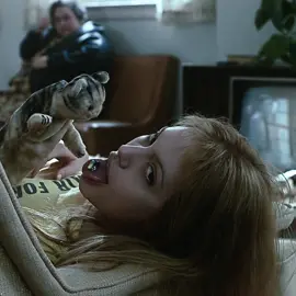 had to #lisarowe #angelinajolie #angelinajolieedit #girlinterrupted #zomb2ie 