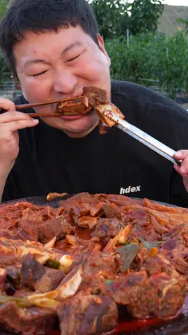 묵은지에 뭘 넣어도 맛있죵ㅎㅎ 묵은지 갈비찜 욤~ #먹방 #mukbang #요리 #묵은지갈비찜 