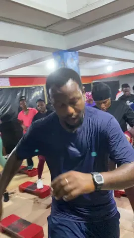 A fully packed class with good vibes only at Getfit Gym-newtown.@Cardio Arena   #aerobics #stepclassworkout #Fitness #gymmotivation #fyp #viral 
