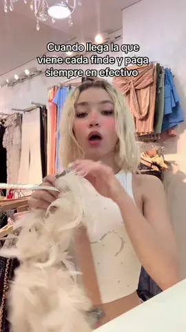 Y que tu eres ? @Santana_tdm #paratii #greenscreen #fyp #viral #moda #outfit 