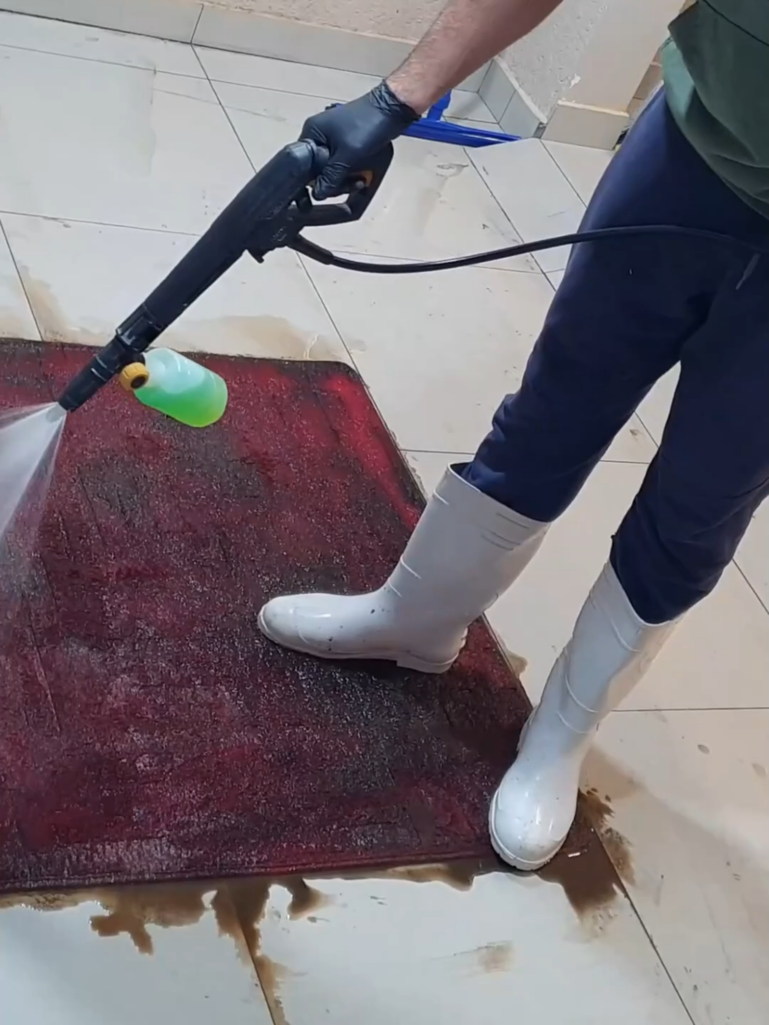 Hard washing of the carpet - ASMR Satisfying Carpet Cleaning- Satisfying Video #asmr #asmrsounds #cleaning #satisfying