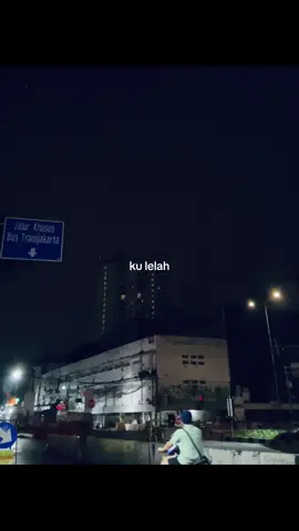 harus gimana lagi supaya jadi manusia yang kamu inginkan ? aku lelah 🥀🥀 #foryou #galaubrutal🥀 #lyrics #xyzbca 