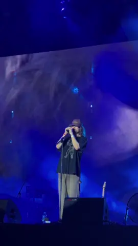 Heard this song on loop years ago during one of the hardest times of my life, im glad to be here listening to this song live when my life so much better now. @Vancouver Sleep Clinic  #fyp #lalalafest2024 #lalalafestjakarta #vancouversleepclinicsomeonetostay #someonetostayLive #someonetostayvancouversleepclinic #vancouversleepclinic 