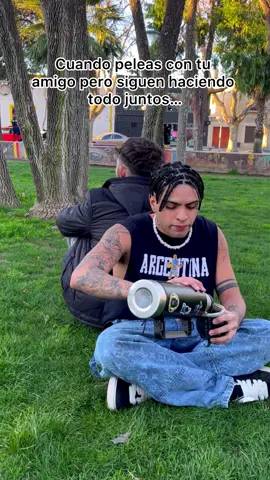 A quien te hace acordar ?? ✌🏻😅😂 #humor #amigos #parati #paratii #fyp 