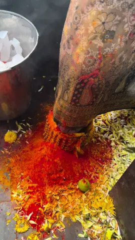 Maaa🥹❤️🙇🏻‍♀️#kaparkaliamma #klang #myqueen #ammanthunai #katteriammathunai #sriagilandeswaritemplekapar #maharani 