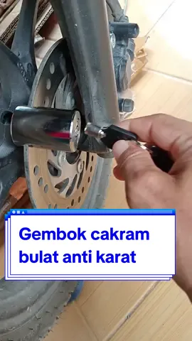 Tetap jaga keamanan motor anda pakai kunci pengaman tambahan gembok cakram bulat #gembokcakram #gembokmotor #gembokcakrambulat #wibgajian 