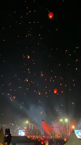 Lampion terbang DCF2024 #diengculturefestival#dieng#Fyp