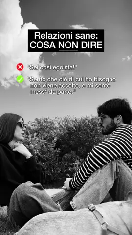Per scoprire di più 👇🏻 La prima frase giudica negativamente il partner nella sua totalità e non circoscrivendo al momento presente, creando tensione e chiusura, ostacolando il dialogo aperto e comprensivo. D'altra parte, la seconda frase evita un giudizio negativo sull'altra persona e si concentra sull'esperienza personale. Questo approccio è meno difensivo e più incline a suscitare empatia e comprensione. Semplicemente: la prima frase potrebbe indurre l'altro a rispondere difensivamente, mentre la seconda potrebbe facilitare un'apertura al dialogo e comprensione reciproca. Ti piace questo format? Scegli uno dei pulsanti a destra per farmelo sapere 🖤 #psicologia #relazionisane #relazionitossiche #coppia #relazionidicoppia 