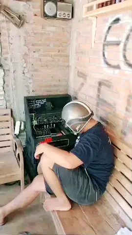 pecinta sound men miniatur rumahan bolo jo di buly👍🙏