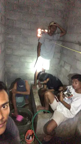 #saking kurang tempat. #coverubagaulbersamaanggotakomedian #fyp 