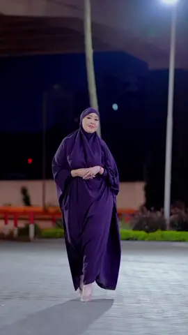 hablaha u dhaadher#foryou #CapCut #fly #fyp #somalitiktok #kenyantiktok @Rahmoroose🦋 