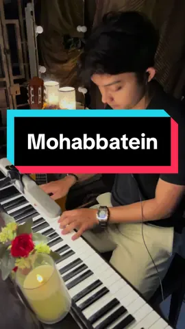 Mohabbatein 🖤🎹 ~ Humko Humise Chura Lo  #fyp #mohabbatein #humkohumisechuralo #bollywoodsong #shahrukhkhan #pianocover #fypシ #hindisong #foryou #bollywood 
