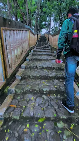 Selamat sore selamat beraktifitas😇🙏#nglimannganjukjatim #airterjunsedudo #kotaangin #jatim #sepiritual #supranatural#fyp #jowostory #uriuribudayajawi #jawasakralmistik #fypp #lamongan #story #storywa #gunungwilis #lerengwilis #sawahan 