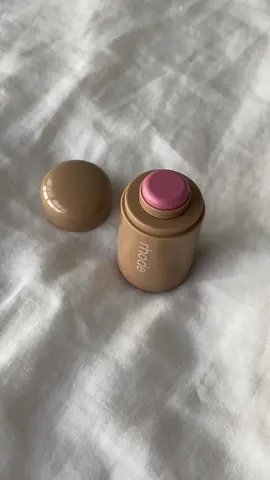@rhode skin blush shade piggy, i ordered mine from @BYRH check her out!!!                                                           #foryoupage #foryou #viral #rhode #blush #ميكب #الشعب_الصيني_ماله_حل😂😂 #cleangirl 