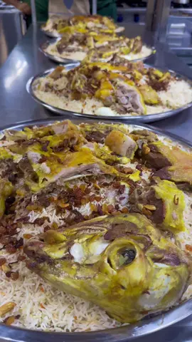 #اكل_يمن #اكل_يمني #اكلات_يمنيه #لحم #مندي #مطعم #مطاعم_دبي #دبي 