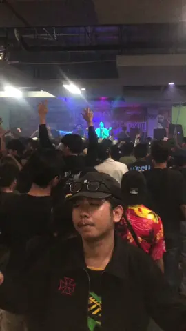 Spuyer mampet @gasruxofficial  #reggae #bekasi #kaumreggaebersatu #gasrux #vespa #scooterist #fyp 