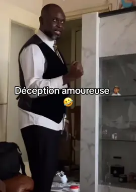Il se moque de la déception amoureuse de son fils c'est incroyable! 🤣🤣🤣 #drole_videos #famille #enfantsparents #drolemoment 
