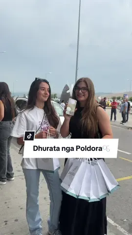 Ku po shihemi heren tjeter?🥰 #fyp #poldoraskincare #poldorakosovo #poldorastone #viral #skincare #perty #tiktokkosova #diaspora #aeroporti #kosovo #prishtine #dhurata