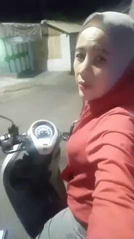 #fypシ#malam Mak ngojegk dlu ya nunggu muatan sepecial 😁