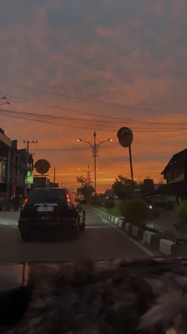 #CapCut luruh cintaku #remix #storytime #luruhcintaku #dj #lirikvideo #song 