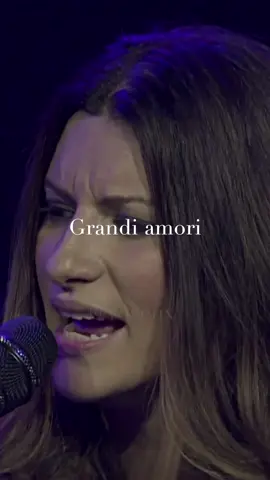 Laura Pausini - Strani Amori #acapella #vocalsonly #voice #voceux #vocals #liveperformance #itailian #laurapusini #amoresextranos #straniamari Released in 1994 as the debut single from her second album, I created an acapella version of her live performance in Basel, Switzerland in 2011.