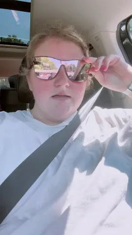 & they’re so cute! #sunglasess #girlproblems #momtok #MomsofTikTok #beauty 