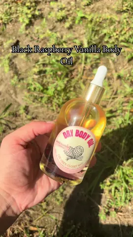 If you like tarte+sweet fragrances this is for you girl🖤 #bodyoil #fragrance #blackraspberryvanilla #ceeceesclosetnyc #SelfCare #skincare @Cee Cee's Closet NYC LLC 