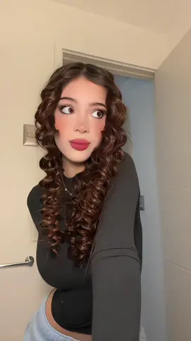 𖦆 ›› ┆݊ꪀꫀׁׅܻ݊ᨰׁׅ  𝓇𝒶𝓇ℯ┆🧋.˚ ˖ . ⊹ ╌ ┆ˏˋ rare de iamferv con rizos!ˎˊ┆ #🤍 ˖ ࣪. ┄ ! 𖥻 ┆「Cuidate y toma agua! 」┊🐣💘┆ 𝐢𝐛: mía! ┆tags: #parati #viral #freevideos #tiktok #🦋 #pedidos #rares #raresdeiamferv @TikTok 