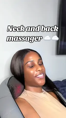 This neck and back massager is the best $30 I’ve spent on my self care in a while ! #creatorsearchinsights #neckmassager #backmassager #backmassage #neckmassage  #stressreliever #fyp #TikTokShop #relateable  Heated massager  Neck massager  Back massager