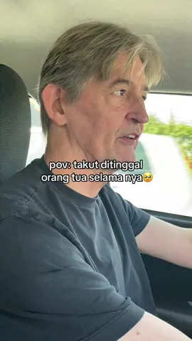 Papah 66,mamah 56,Kakak 25,Aku 23😔Spotify lagu Papi aku: Mas Paul #salpriadi #orangtua #papah #mamah #kakakku #galabunga #sedih #mungkinkah 