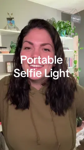 Love this selfie light! It really does enhance your videos to a whole new level!  #selfielight #portablelight 