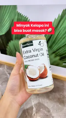 Yuk intip manfaat minyak kelapa buat masak! Bebas lemak trans dan kaya akan antioksidan.. Bisa buat bikin nasi uduk juga lho 🤫 #minyakkelapa #vco #extravirgincoconutoil #coconutoil #minyakkelapamurni #nutrifarm #manfaatminyakkelapa #minyakgorengsehat 