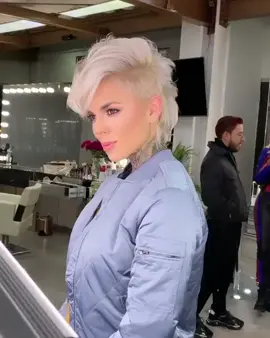 Mohawk Mullet Hair Inspiration #kratkovlasky #mullethair #mulletgirl #mohawkhair