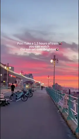 Brighton vibes 🌅#trainpal #💕TP0055 #railcard #uktrip #uklife #uktravelblogger #fpppppppp #uktrains #fpp #uklife🇬🇧 #fypage #fypシ゚v #fyp #traveltips #fypシ゚ #traveltiktok #londonlife🇬🇧 #traveltips #daytrip #brigton #CapCut 