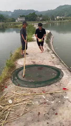 BEST FISHING | VIDEO FISHING| AMAZING FISHING VIDEO | CHINA FISHING  . . . #fishing #fishinglife #flyfishing #bassfishing #fishingtrip #fishingislife #carpfishing #fishingaddict #fishingdaily #fishingreel #troutfishing #predatorfishing #fishingisfun #fishingforlife #goprofishing #fishingadventures #fishingtips #fisherman #fisherwoman #fishingday #fishingreel #fishingtime  #kayakfishing #saltwaterfishing #fishingboat #spearfishing #icefishing #pikefishing #lurefishing #fishinglife_bd #netfishing #cuting_videos_bd 