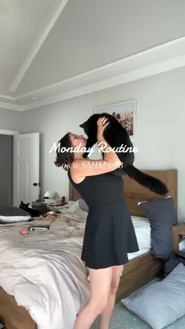AlHas anyone dealt with a 1 year old waking an excessive amount at night? 😴#tiredmom #sahmsoftiktok #sahmlife #blackcat #cleaningtiktok #introvert #extrovert #tan #momof3 #girls #girlmom #messytiktok #messyhouse #CleanTok 
