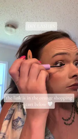 do my lashes with me 🤍  #diylashes #lashes #grwm #sundayroutine 