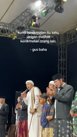 jangan lupa untuk selalu bersyukur.  bib @Ali Zainal Abidin Assegaf rindu 🥺🤍 @majelisazzahirofficial #fyp #foryou #majelisazzahir #azzahir #azzahirpekalongan #habibbidinasegaf #habibbidin #gusbaha #salamunsalamunkamiskilkhitam #majelissholawat #sholawat #sholawatan_yuk #jogja24jam 