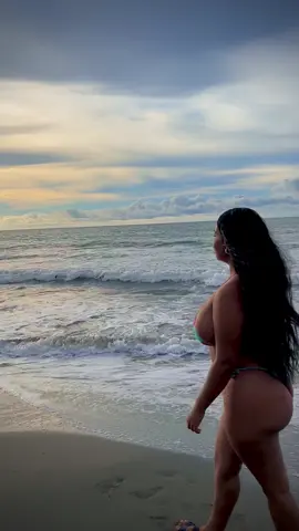 Niña 🥹🖤  #foryou #parati #latina #paratiiiiiiiiiiiiiiiiiiiiiiiiiiiiiii #tending #explore #tiktok #tendencia #colombia 