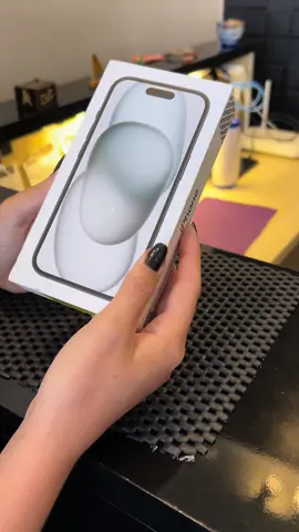 IPhone 15 128GB 😍 #unboxing #iphone #iphone15 #apple 