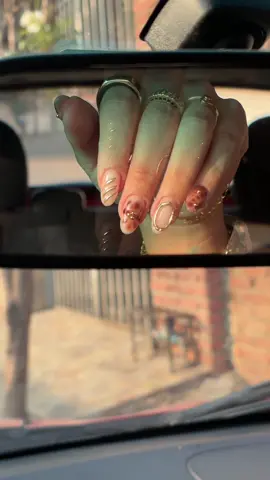 She absolutely did her thing 😍 #girl #girls #nails #polygel #nailinspo #bolivia #santacruz #santacruzbolivia #santacruzdelasierra🇳🇬 #fashion #nailart #gel 